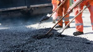Choosing Reliable Asphalt Paving Contractors for Your Next Project